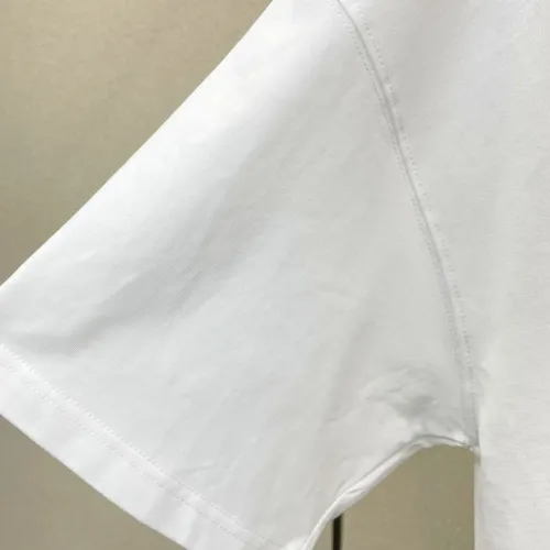 Replica Louis Vuitton LV T-Shirts Short Sleeved For Unisex #1477547 $52.00 USD for Wholesale