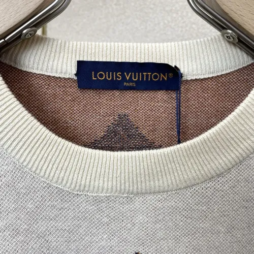 Replica Louis Vuitton LV T-Shirts Short Sleeved For Unisex #1477596 $76.00 USD for Wholesale