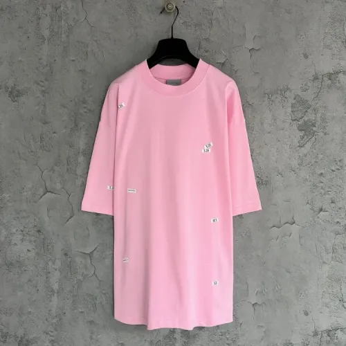 Wholesale Balenciaga T-Shirts Short Sleeved For Unisex #1478362 $42.00 USD, Wholesale Quality Replica Balenciaga T-Shirts