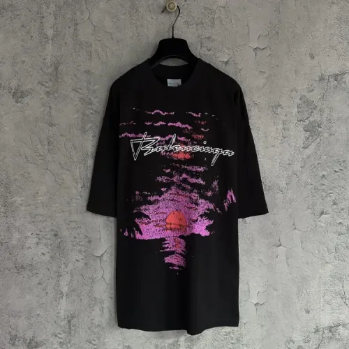 Wholesale Balenciaga T-Shirts Short Sleeved For Unisex #1478394 $41.00 USD, Wholesale Quality Replica Balenciaga T-Shirts