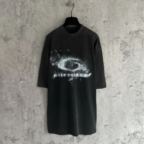 Wholesale Balenciaga T-Shirts Short Sleeved For Unisex #1478405 $40.00 USD, Wholesale Quality Replica Balenciaga T-Shirts