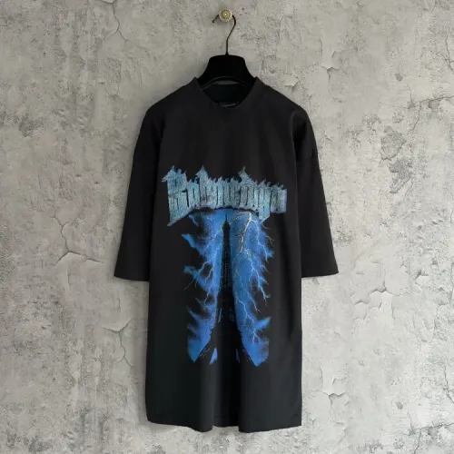 Wholesale Balenciaga T-Shirts Short Sleeved For Unisex #1478439 $45.00 USD, Wholesale Quality Replica Balenciaga T-Shirts