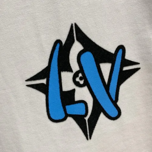 Replica Louis Vuitton LV T-Shirts Short Sleeved For Unisex #1480297 $52.00 USD for Wholesale