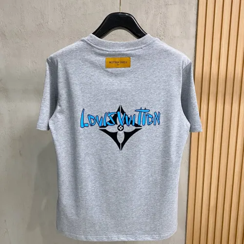 Replica Louis Vuitton LV T-Shirts Short Sleeved For Unisex #1480298 $52.00 USD for Wholesale