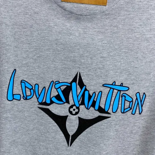 Replica Louis Vuitton LV T-Shirts Short Sleeved For Unisex #1480298 $52.00 USD for Wholesale