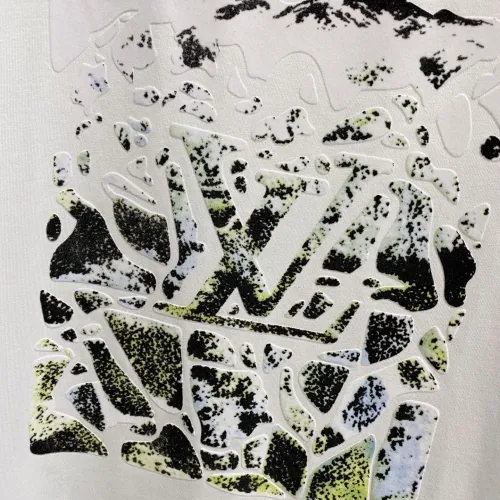 Replica Louis Vuitton LV T-Shirts Short Sleeved For Unisex #1480344 $52.00 USD for Wholesale