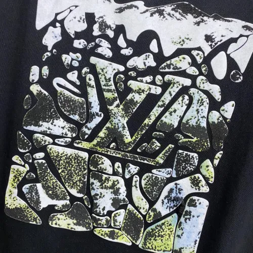 Replica Louis Vuitton LV T-Shirts Short Sleeved For Unisex #1480345 $52.00 USD for Wholesale