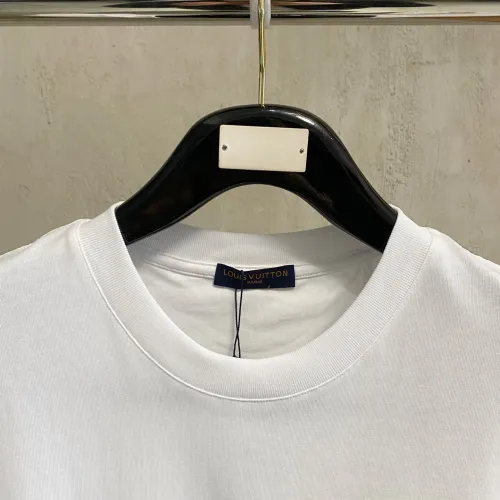 Replica Louis Vuitton LV T-Shirts Short Sleeved For Unisex #1480349 $56.00 USD for Wholesale