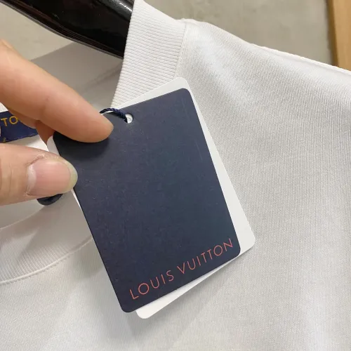 Replica Louis Vuitton LV T-Shirts Short Sleeved For Unisex #1480349 $56.00 USD for Wholesale