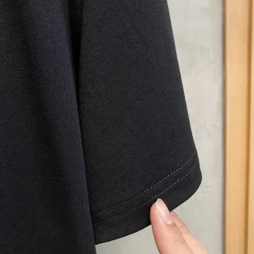Replica Louis Vuitton LV T-Shirts Short Sleeved For Unisex #1480351 $56.00 USD for Wholesale