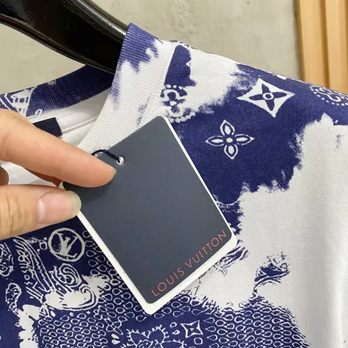 Replica Louis Vuitton LV T-Shirts Short Sleeved For Unisex #1480352 $56.00 USD for Wholesale