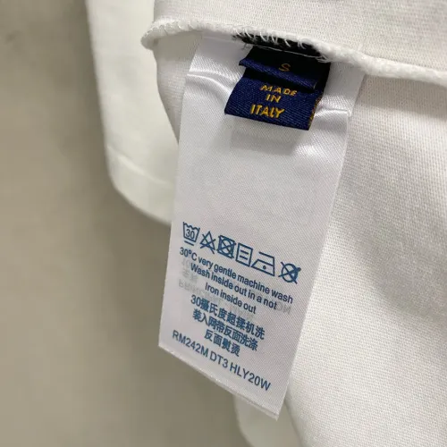 Replica Louis Vuitton LV T-Shirts Short Sleeved For Unisex #1480354 $56.00 USD for Wholesale