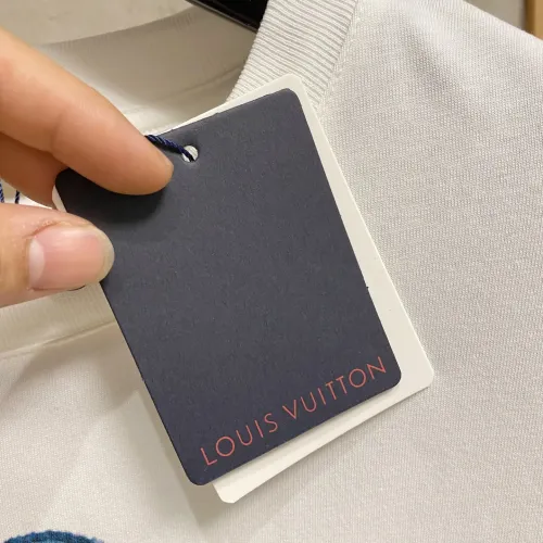 Replica Louis Vuitton LV T-Shirts Short Sleeved For Unisex #1480356 $56.00 USD for Wholesale