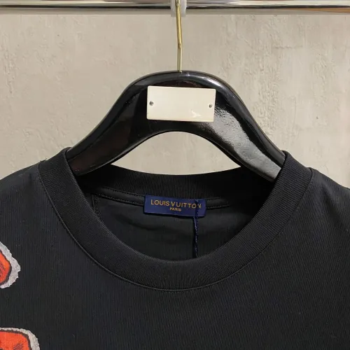 Replica Louis Vuitton LV T-Shirts Short Sleeved For Unisex #1480357 $56.00 USD for Wholesale