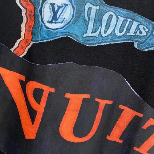 Replica Louis Vuitton LV T-Shirts Short Sleeved For Unisex #1480357 $56.00 USD for Wholesale