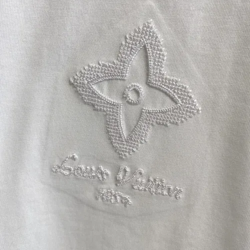 Replica Louis Vuitton LV T-Shirts Short Sleeved For Unisex #1480386 $56.00 USD for Wholesale
