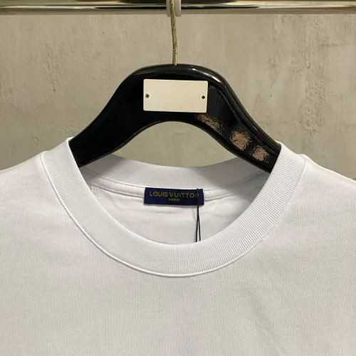 Replica Louis Vuitton LV T-Shirts Short Sleeved For Unisex #1480389 $56.00 USD for Wholesale
