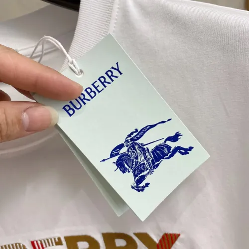 Replica Burberry T-Shirts Short Sleeved For Unisex #1480394 $68.00 USD for Wholesale