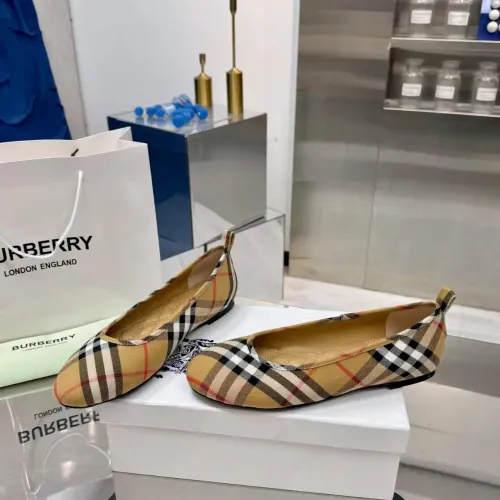Replica Burberry Flat Shoes For Women #1482950 $85.00 USD for Wholesale