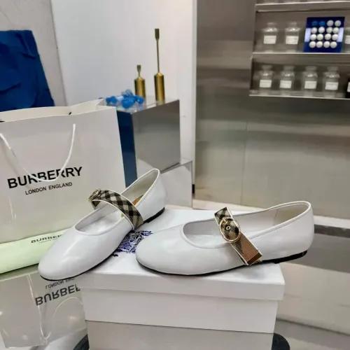 Replica Burberry Flat Shoes For Women #1482951 $85.00 USD for Wholesale