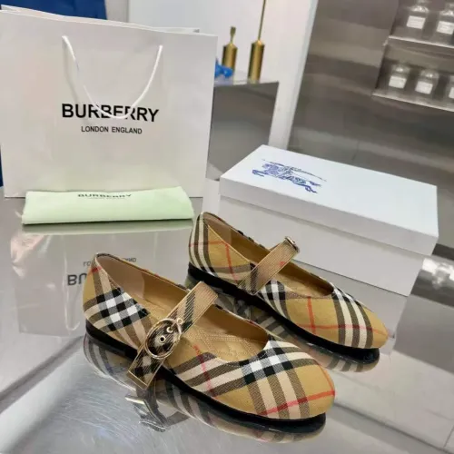 Replica Burberry Flat Shoes For Women #1482953 $85.00 USD for Wholesale