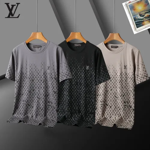 Replica Louis Vuitton LV T-Shirts Short Sleeved For Men #1483467 $29.00 USD for Wholesale