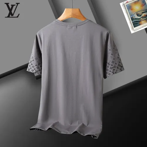 Replica Louis Vuitton LV T-Shirts Short Sleeved For Men #1483468 $29.00 USD for Wholesale
