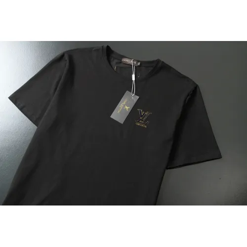 Replica Louis Vuitton LV T-Shirts Short Sleeved For Men #1483474 $29.00 USD for Wholesale