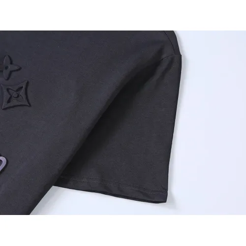Replica Louis Vuitton LV T-Shirts Short Sleeved For Men #1483478 $29.00 USD for Wholesale