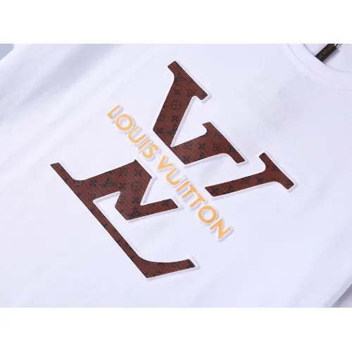 Replica Louis Vuitton LV T-Shirts Short Sleeved For Men #1483479 $29.00 USD for Wholesale
