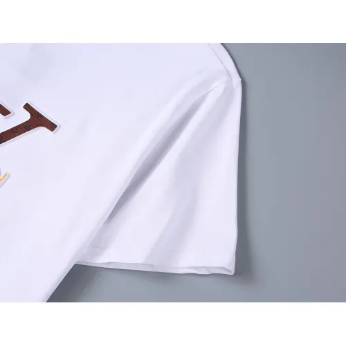 Replica Louis Vuitton LV T-Shirts Short Sleeved For Men #1483479 $29.00 USD for Wholesale