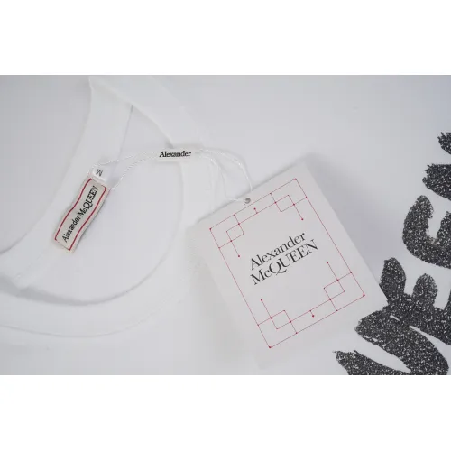 Replica Alexander McQueen T-shirts Short Sleeved For Unisex #1484130 $32.00 USD for Wholesale