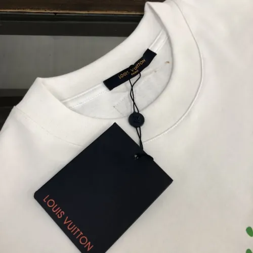 Replica Louis Vuitton LV T-Shirts Short Sleeved For Men #1484152 $45.00 USD for Wholesale