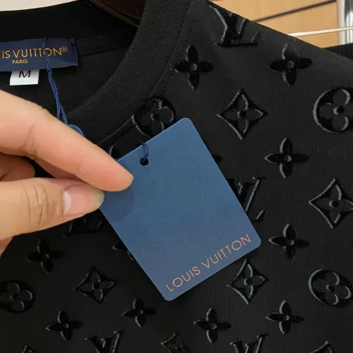 Replica Louis Vuitton LV Tracksuits Short Sleeved For Men #1484301 $105.00 USD for Wholesale
