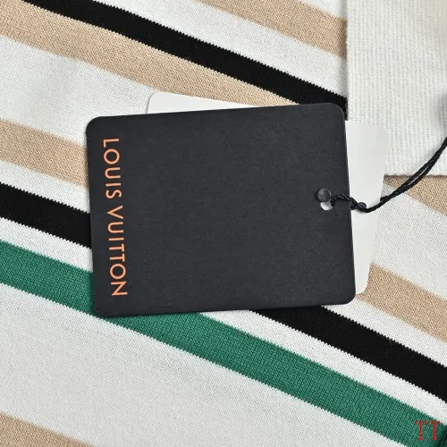 Replica Louis Vuitton LV T-Shirts Short Sleeved For Unisex #1484354 $48.00 USD for Wholesale