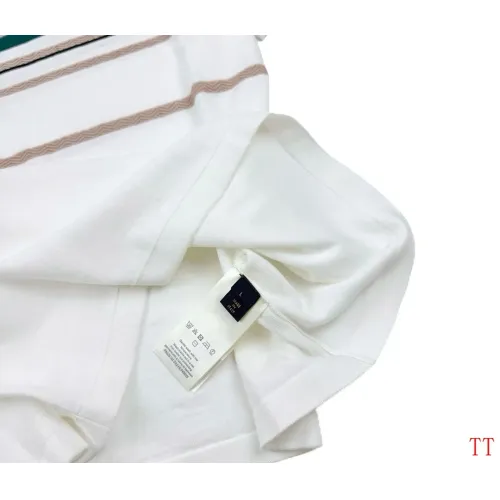 Replica Louis Vuitton LV T-Shirts Short Sleeved For Unisex #1484354 $48.00 USD for Wholesale