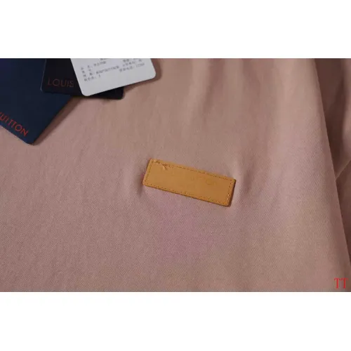 Replica Louis Vuitton LV T-Shirts Short Sleeved For Unisex #1484355 $42.00 USD for Wholesale