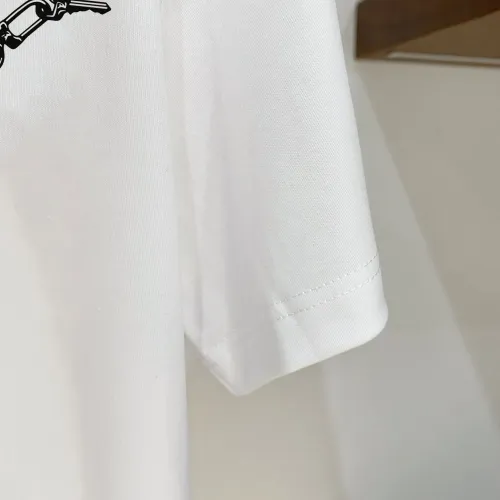 Replica Louis Vuitton LV T-Shirts Short Sleeved For Men #1484591 $39.00 USD for Wholesale