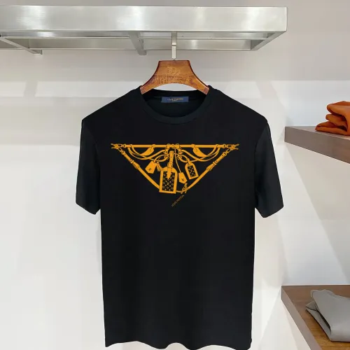 Wholesale Louis Vuitton LV T-Shirts Short Sleeved For Men #1484594 $39.00 USD, Wholesale Quality Replica Louis Vuitton LV T-Shirts