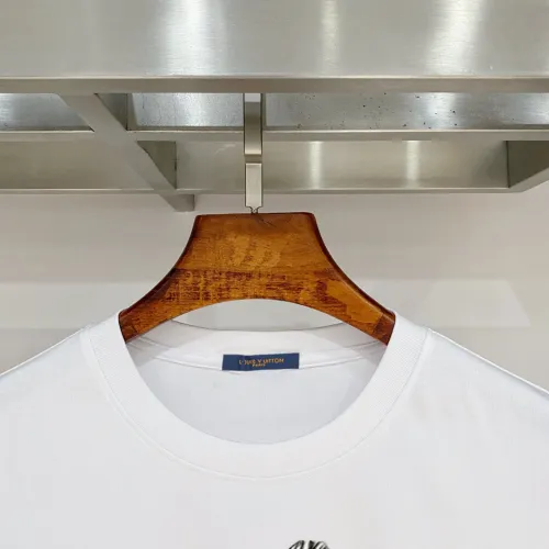 Replica Louis Vuitton LV T-Shirts Short Sleeved For Men #1484629 $39.00 USD for Wholesale