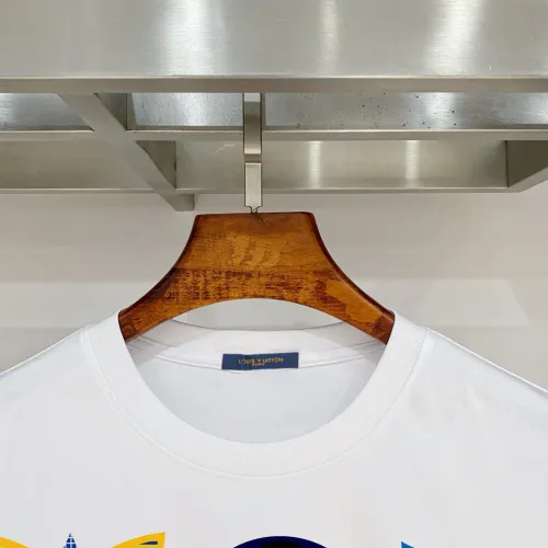 Replica Louis Vuitton LV T-Shirts Short Sleeved For Men #1484631 $39.00 USD for Wholesale