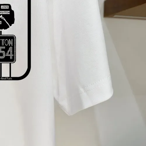 Replica Louis Vuitton LV T-Shirts Short Sleeved For Men #1484633 $39.00 USD for Wholesale