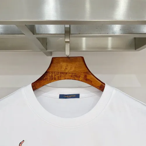 Replica Louis Vuitton LV T-Shirts Short Sleeved For Men #1484643 $39.00 USD for Wholesale