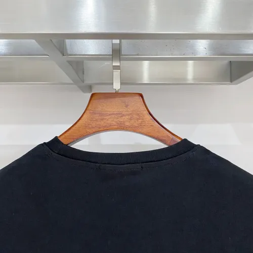 Replica Louis Vuitton LV T-Shirts Short Sleeved For Men #1484646 $39.00 USD for Wholesale