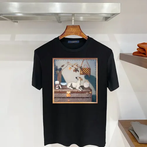 Wholesale Louis Vuitton LV T-Shirts Short Sleeved For Men #1484648 $39.00 USD, Wholesale Quality Replica Louis Vuitton LV T-Shirts