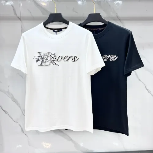 Replica Louis Vuitton LV T-Shirts Short Sleeved For Unisex #1484757 $56.00 USD for Wholesale