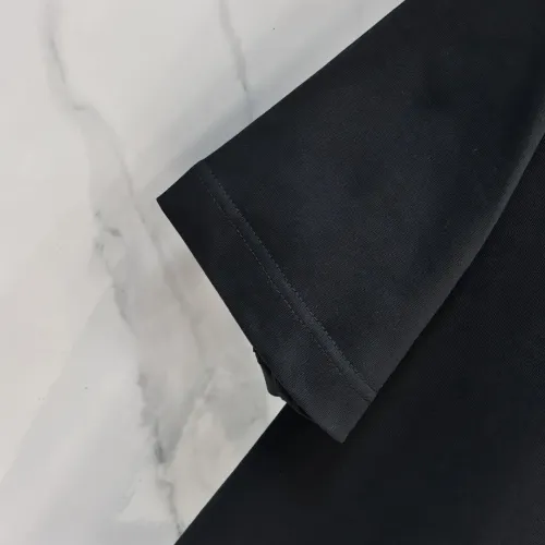 Replica Louis Vuitton LV T-Shirts Short Sleeved For Unisex #1484760 $60.00 USD for Wholesale