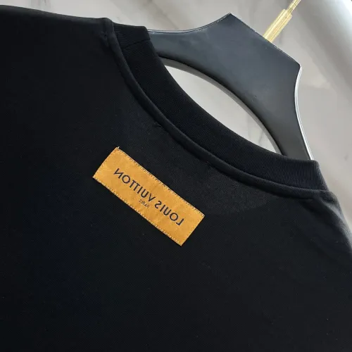 Replica Louis Vuitton LV T-Shirts Short Sleeved For Men #1484974 $68.00 USD for Wholesale