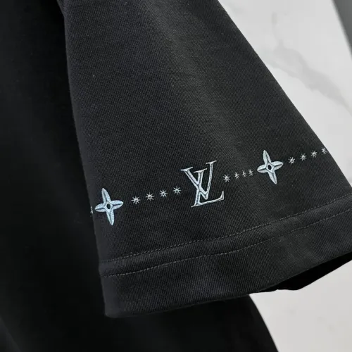 Replica Louis Vuitton LV T-Shirts Short Sleeved For Men #1484974 $68.00 USD for Wholesale